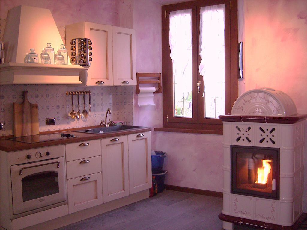 Charming Glicine And Azalea House Art And Colour With Lakeview Cadenabbia Zimmer foto